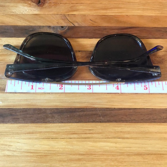 ❤️‍🔥 Unisex Sunglasses with blue lens! - Picture 4 of 4